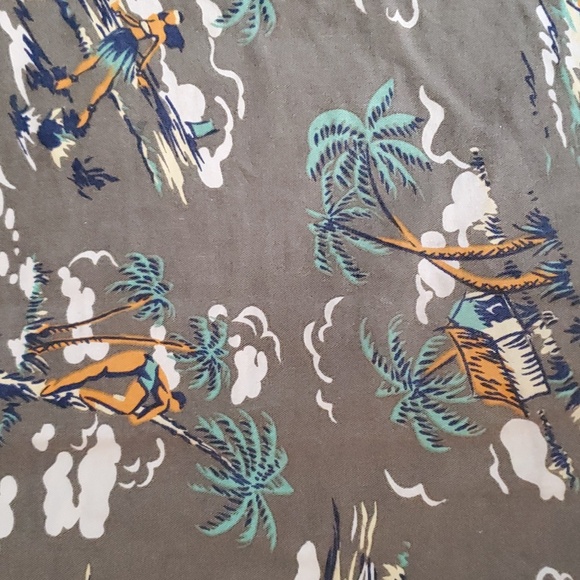 Old Navy shorts - Picture 2 of 10